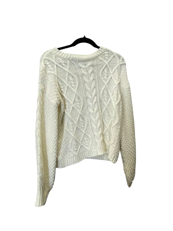 Sage green women's sweaterSweater By Shein In White, Size: M