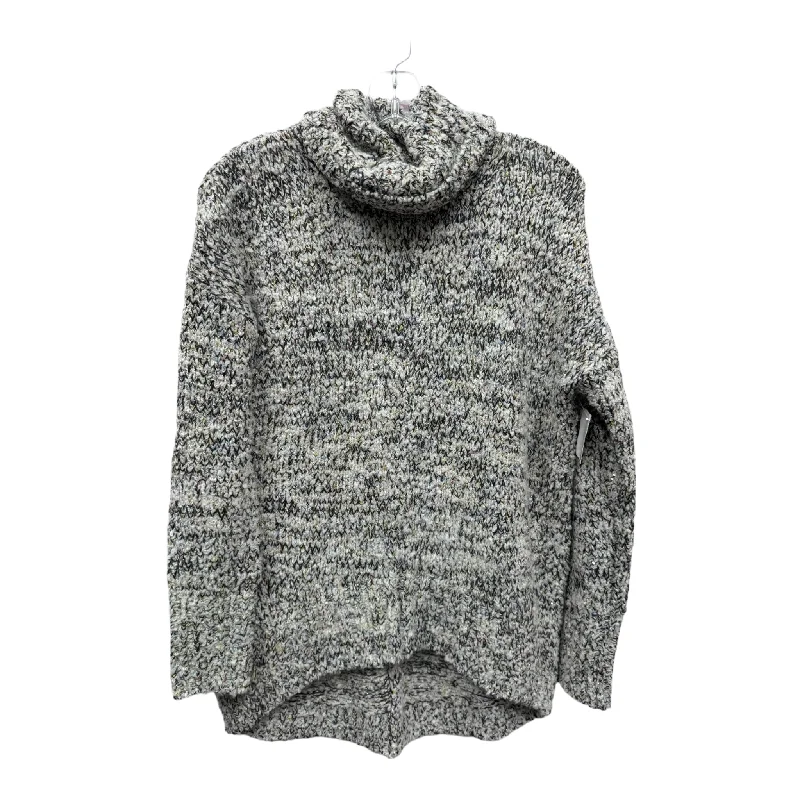 Ripped and distressed women's sweaterSweater By Lou And Grey In Grey, Size: Xs