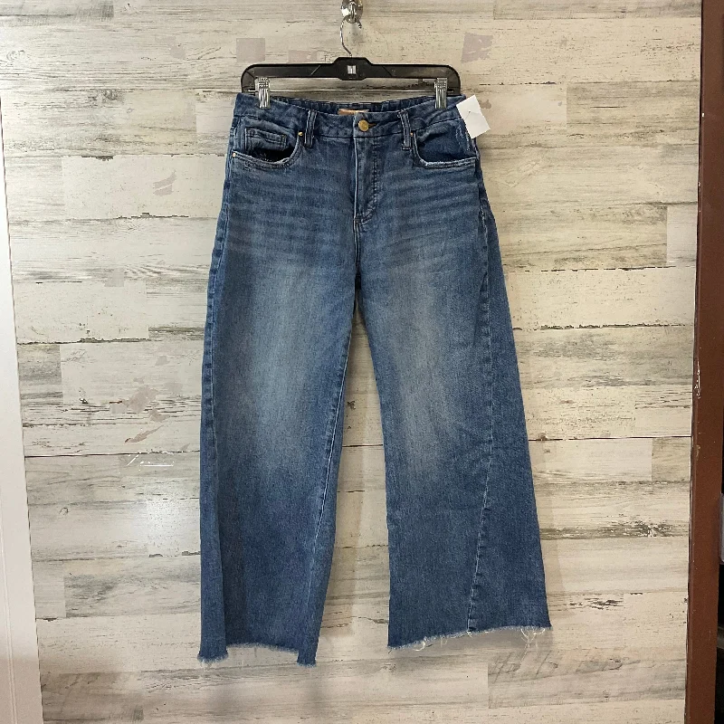 Jeans with a relaxed fit and subtle fading for everyday comfort and styleJeans Wide Leg By Kut In Blue Denim, Size: 6