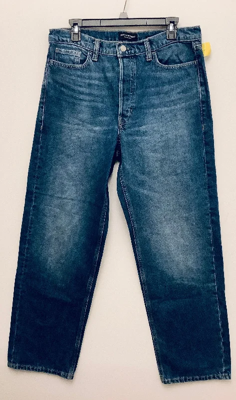 Jeans with a faux leather patch at the back pocketJeans Boyfriend By Banana Republic In Blue Denim, Size: 8