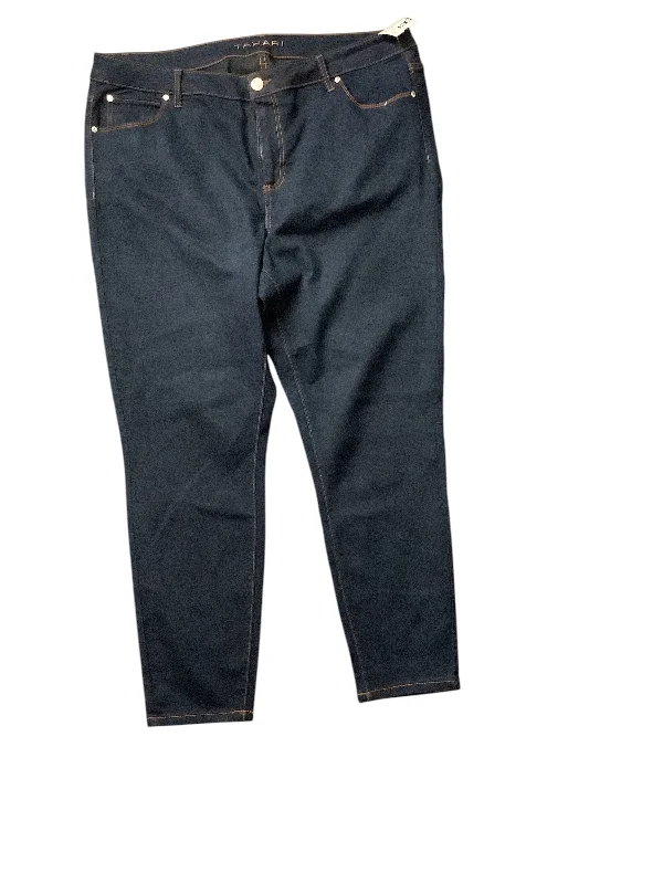 Jeans with distressing at the kneesJeans Skinny By Tahari By Arthur Levine In Blue Denim, Size: 22