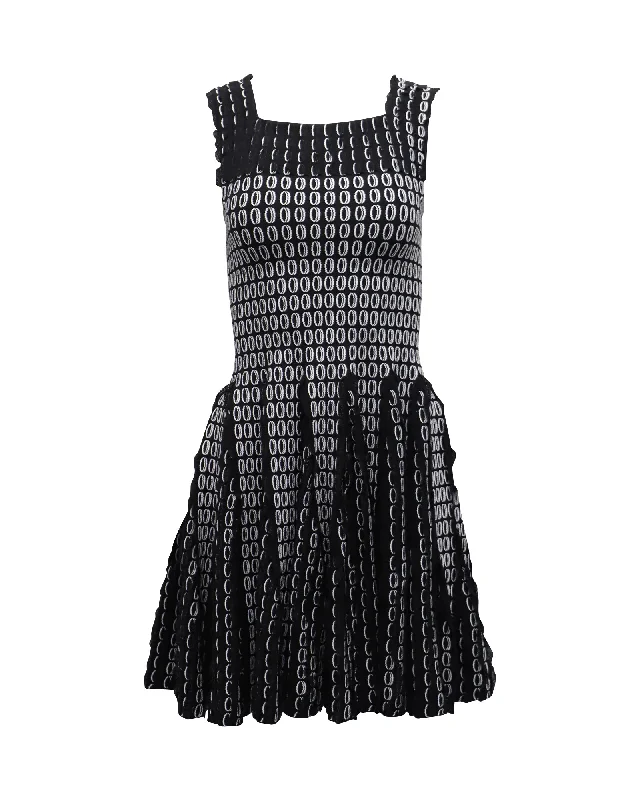 Limited edition dresses for collectorsAlaia Sleeveless Flared Mini Dress in Black Polyester Viscose