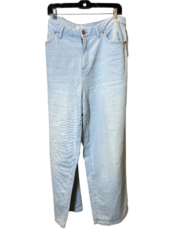 Lightweight denim jeans for summer wearJeans Straight By Forever 21 In Blue, Size: 18