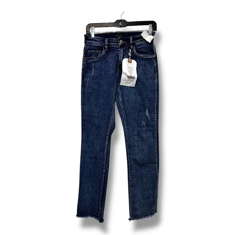 Jeans with a relaxed fit and subtle fading for everyday comfort and styleJeans Boot Cut By Coco And Carmen In Blue Denim, Size: S