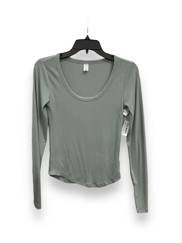 Spring women's topsTop Long Sleeve Basic By Old Navy  Size: Xs