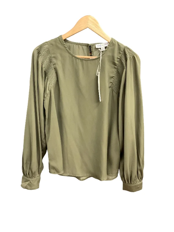 Shawl collar women's topsTop Long Sleeve By She + Sky  Size: M